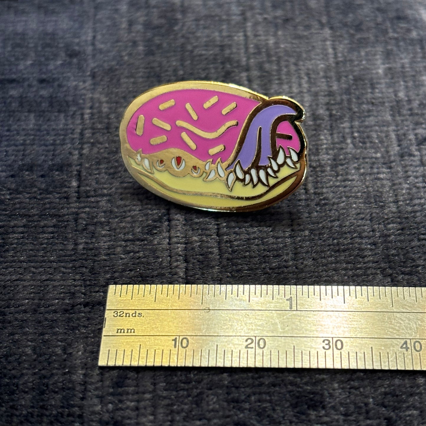 Donut Mimic Pin Set