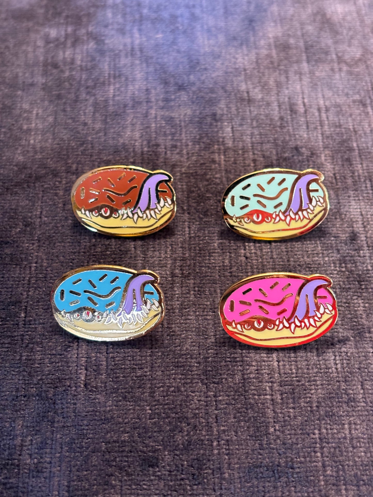 Donut Mimic Pin Set